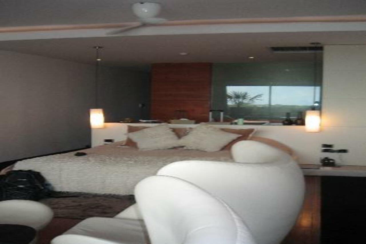 The Quay Boutique Hotel Phnom Penh Exterior photo